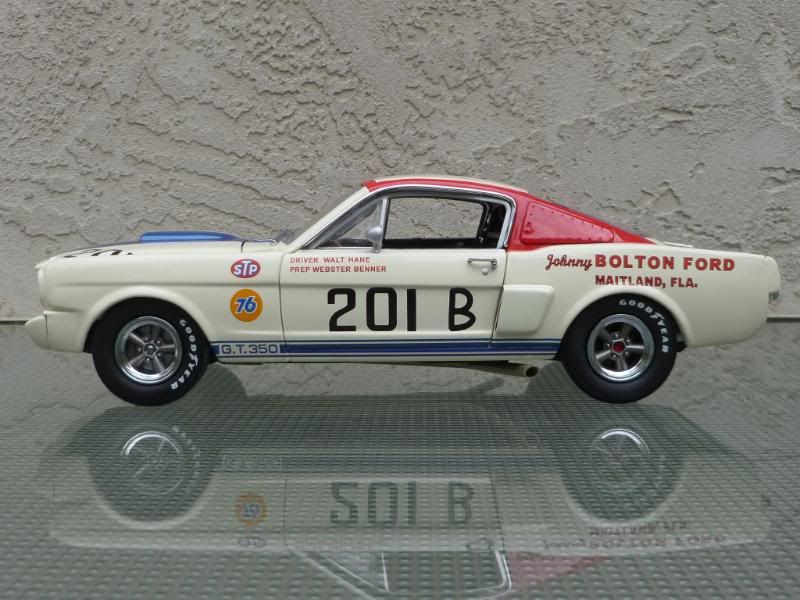 特価 Exact Detail (1/18) フォード Shelby GT350 Shelby GT350 1966 model by Exact detail Replicas boxed 1:18